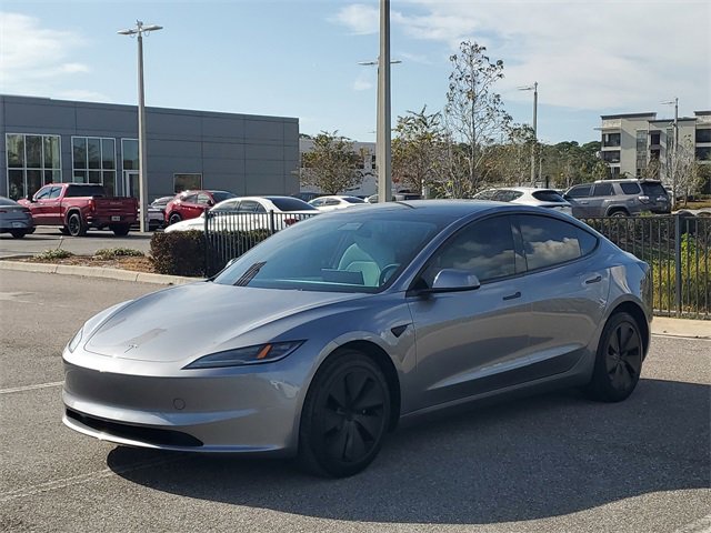Used 2025 Tesla Model 3 Long Range image 2