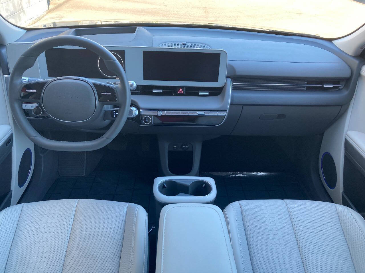 Used 2023 Hyundai Ioniq 5 Limited AWD/4WD image 12