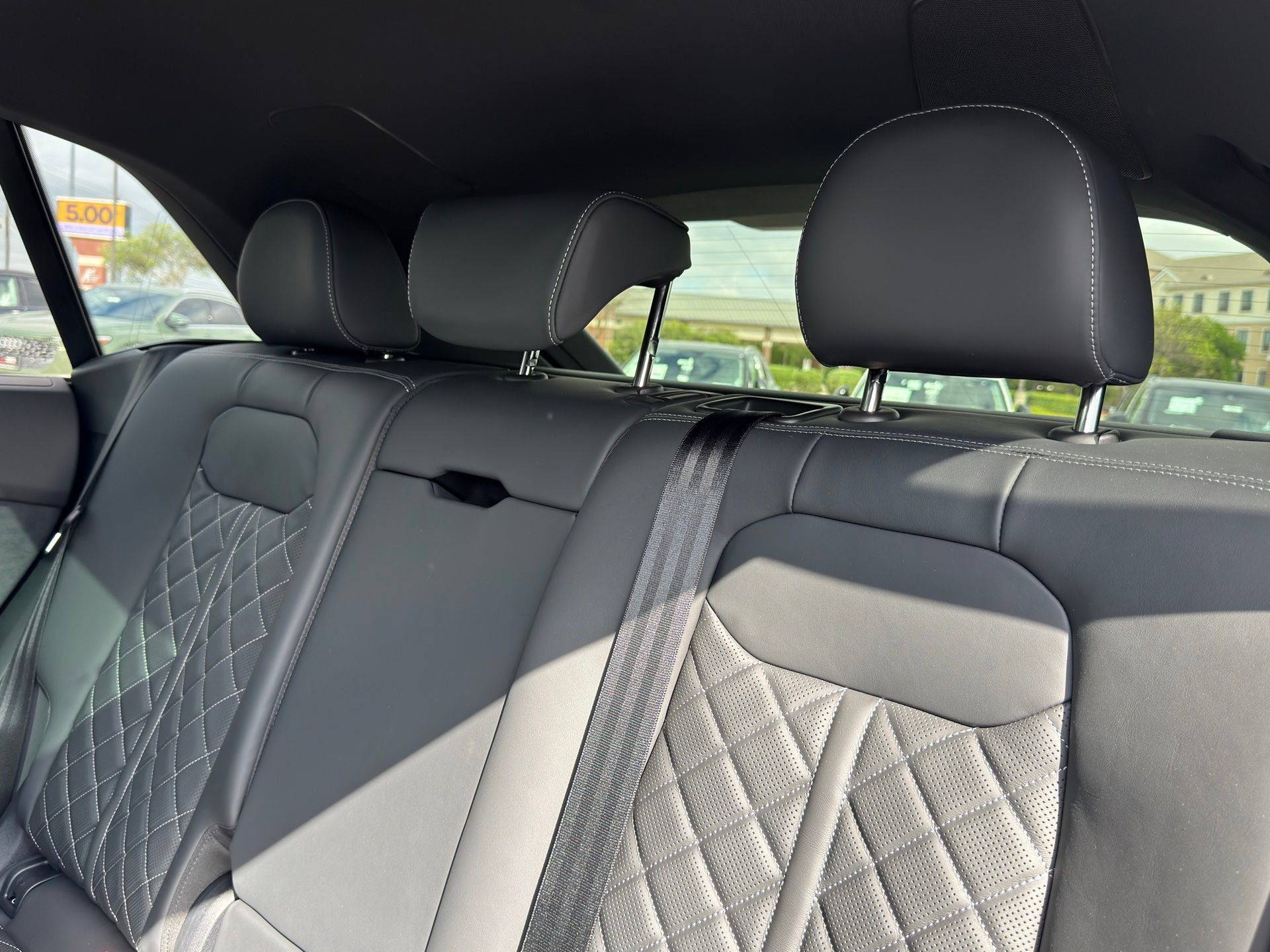 New 2026 Audi SQ8 Premium Plus AWD/4WD image 28