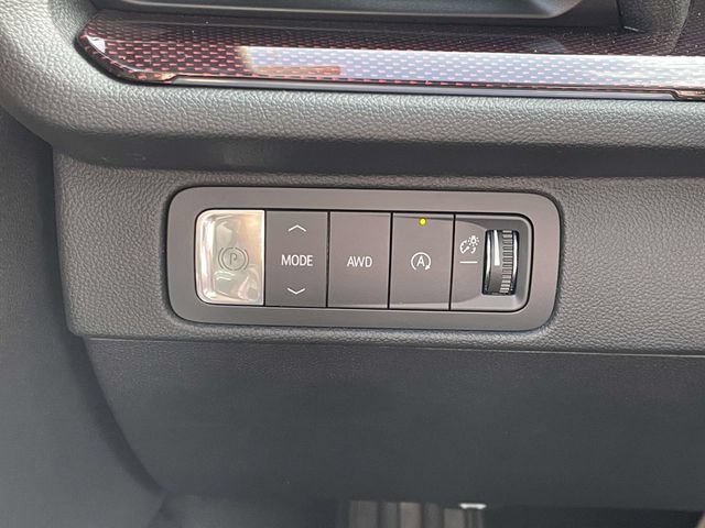 Used 2024 Chevrolet Traverse RS AWD/4WD image 26