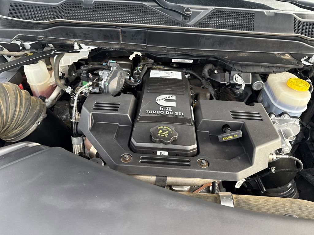 Used 2024 RAM 3500 Laramie image 32