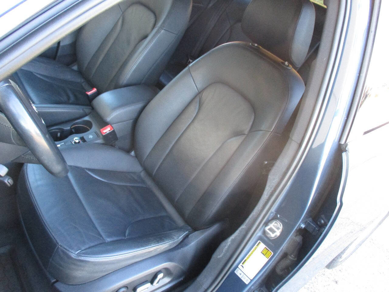 Used 2018 Audi Q3 2.0T Premium Plus w/ Premium Plus Package image 82