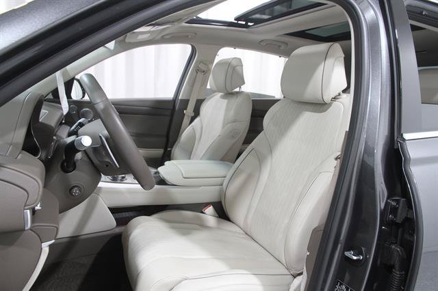 Certified 2023 Genesis GV80 3.5T Advanced + AWD/4WD image 5