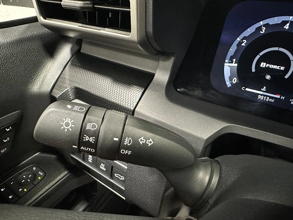 Used 2025 Toyota 4Runner Limited AWD/4WD image 21