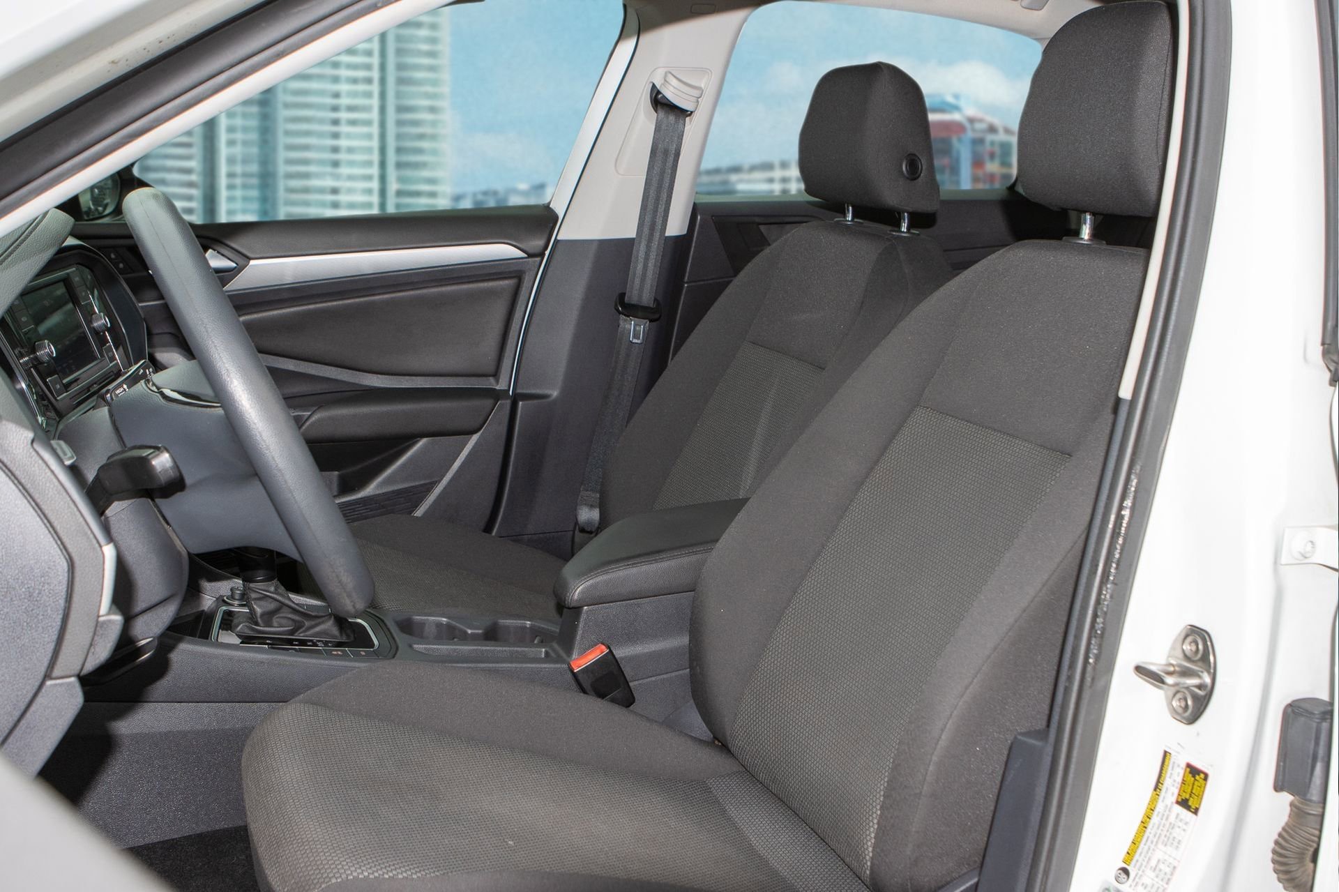 Used 2019 Volkswagen Jetta R-Line image 15