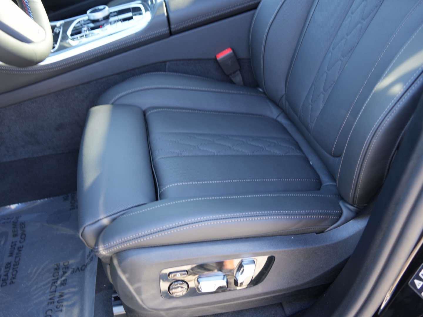 Used 2026 BMW X5 M60i AWD/4WD image 11