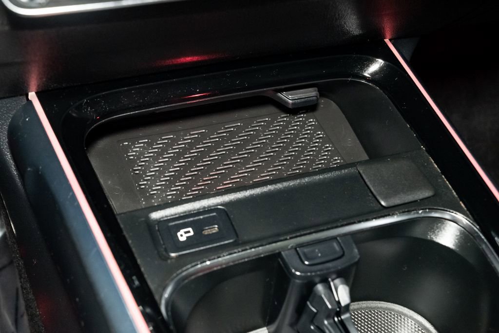 Used 2021 Mercedes-Benz GLB 35 AMG 4MATIC image 24