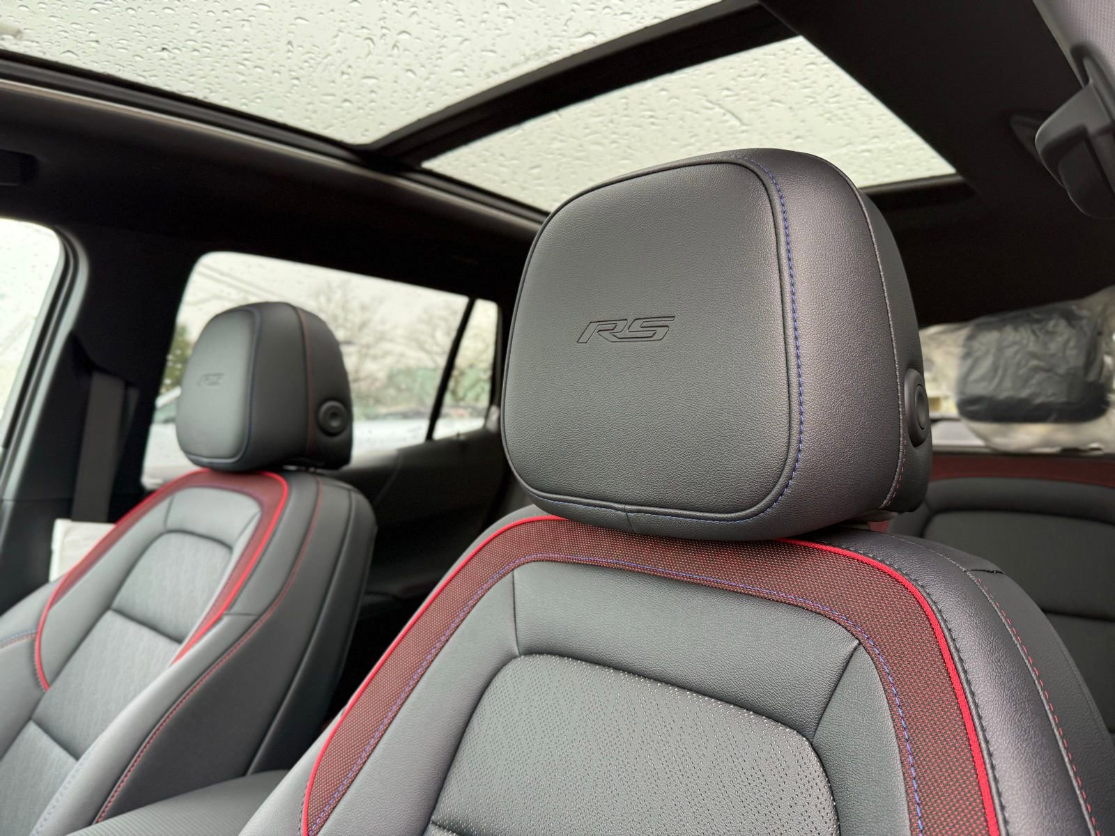 New 2026 Chevrolet Equinox RS w/ Safety and Technology Package AWD/4WD image 16