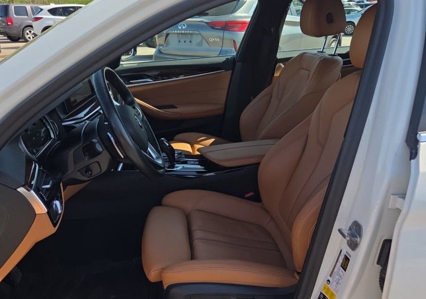 Used 2019 BMW 540i xDrive w/ Convenience Package AWD/4WD image 10