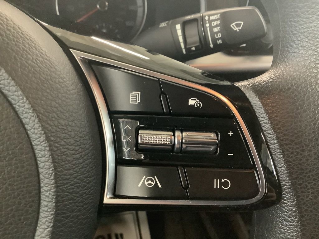 Certified 2023 Kia Forte LXS image 13