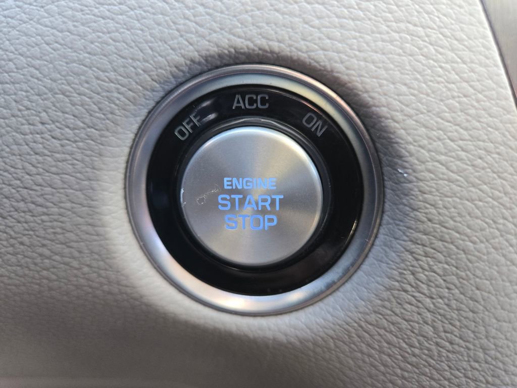 Used 2018 Genesis G80 3.8 image 32