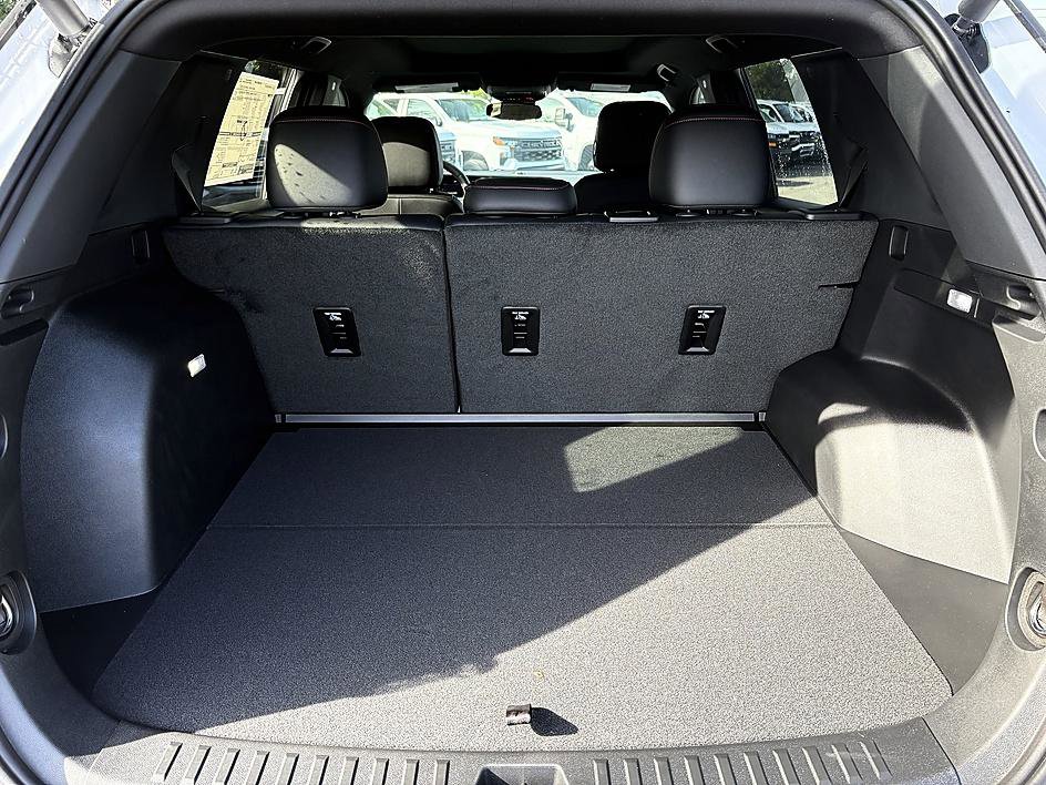 New 2026 Chevrolet Equinox RS image 11