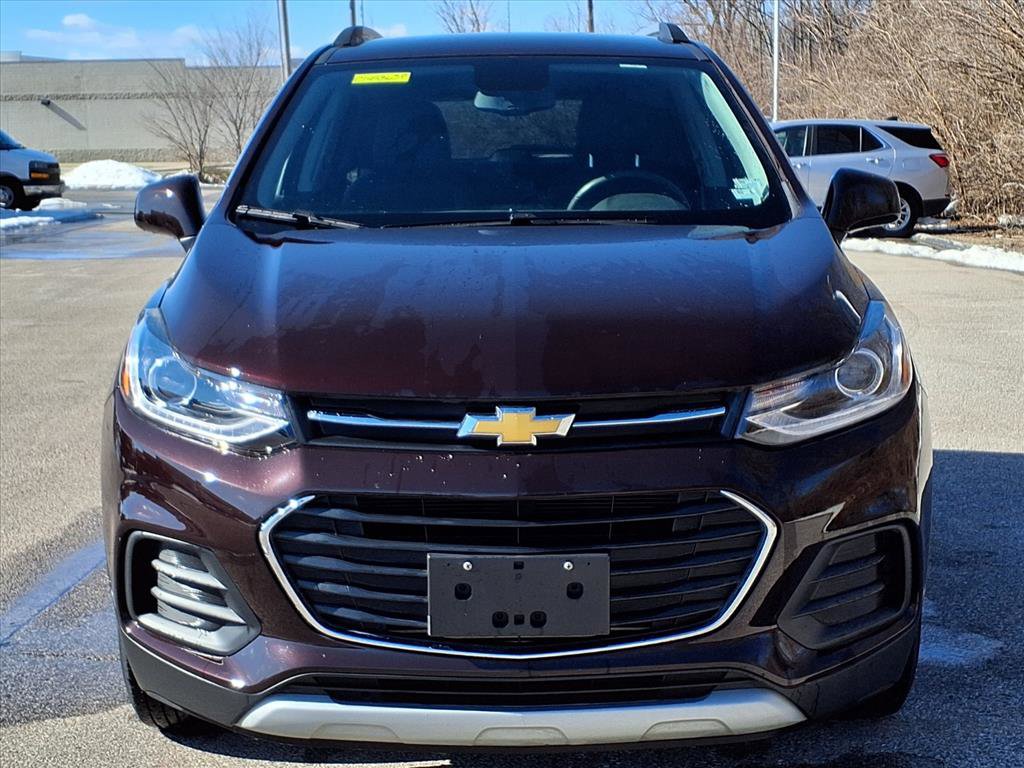 Used 2022 Chevrolet Trax LT w/ LT Convenience Package image 32