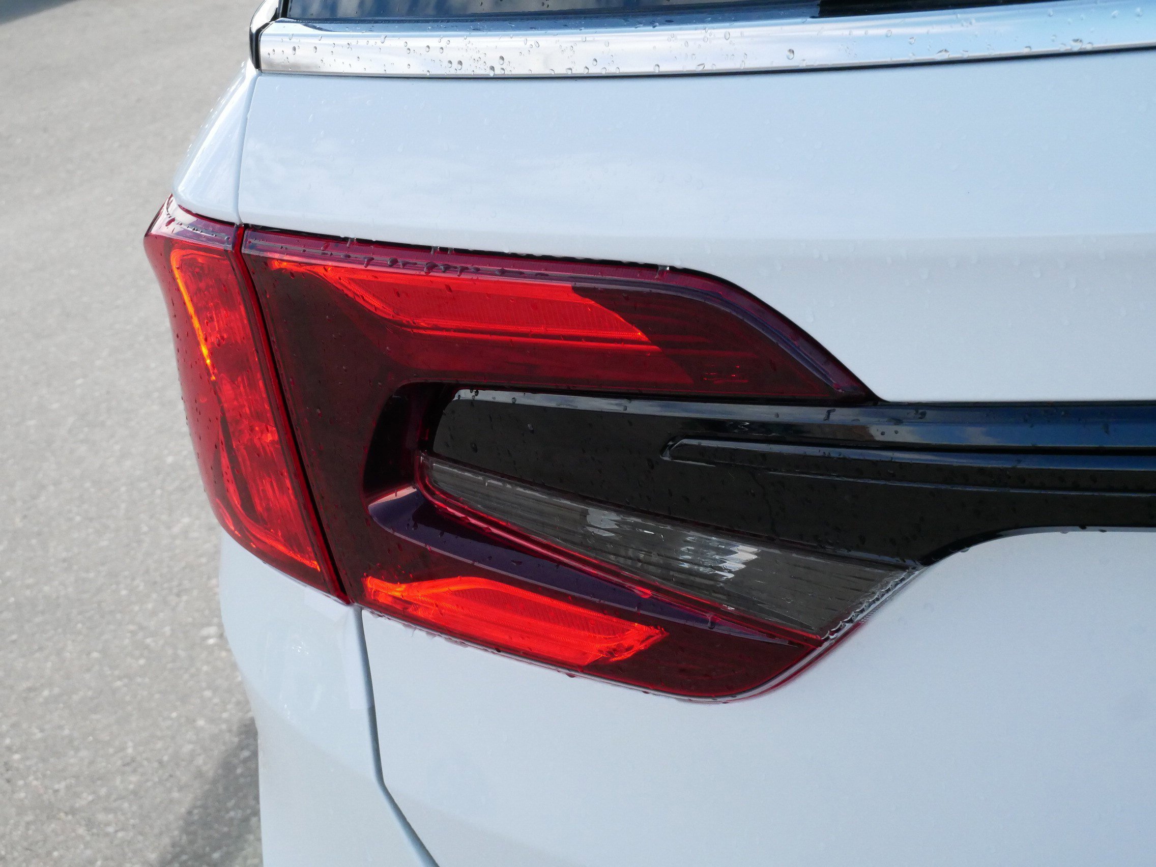 Certified 2026 Honda Odyssey Touring image 17