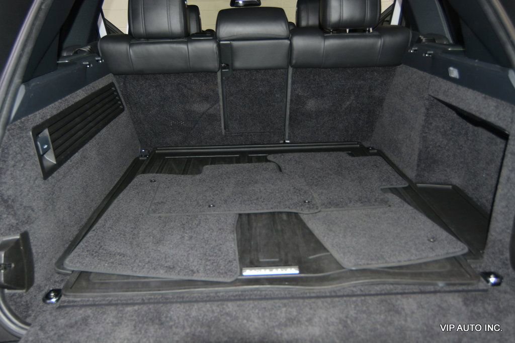 Used 2016 Land Rover Range Rover HSE image 28