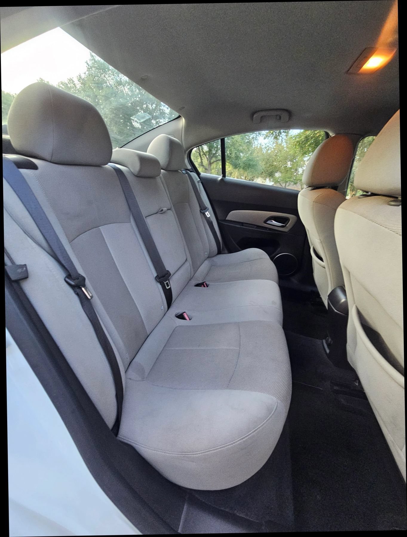 Used 2011 Chevrolet Cruze Eco FWD image 18