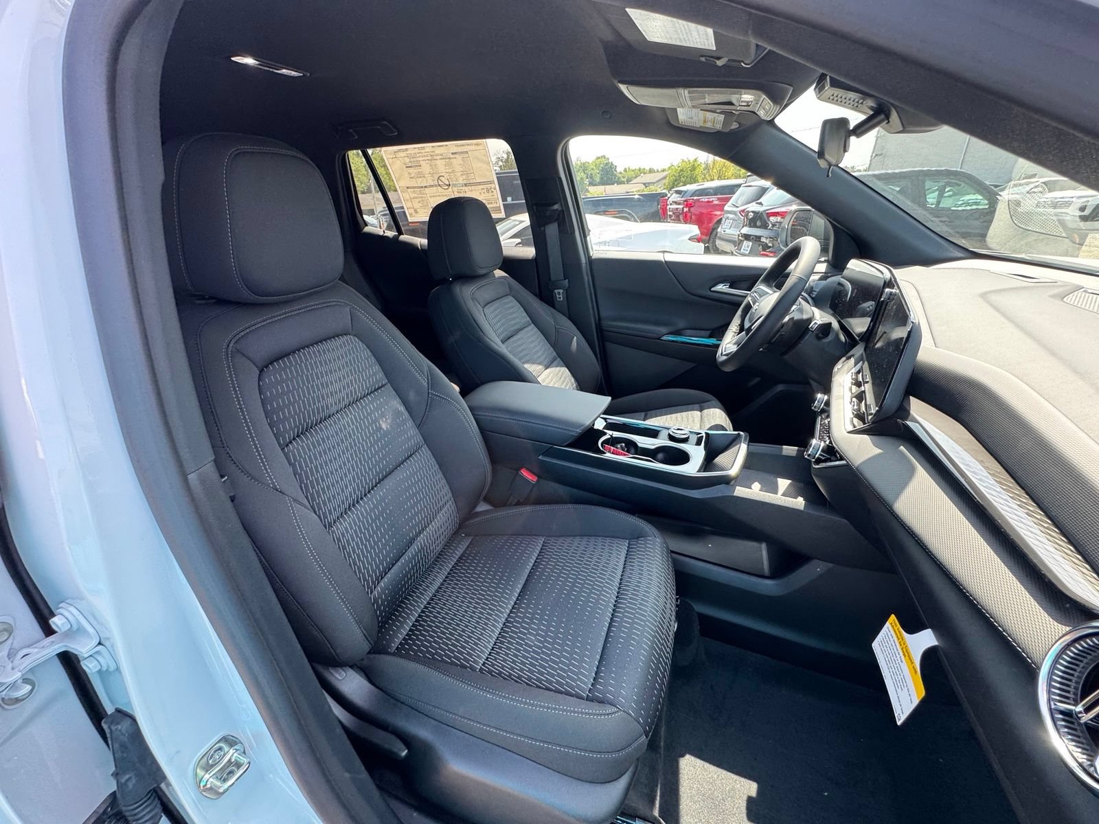 New 2027 Chevrolet Equinox LT AWD/4WD image 33