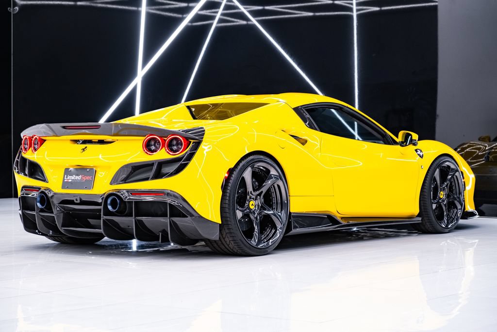 Used 2021 Ferrari F8 Tributo RWD image 28