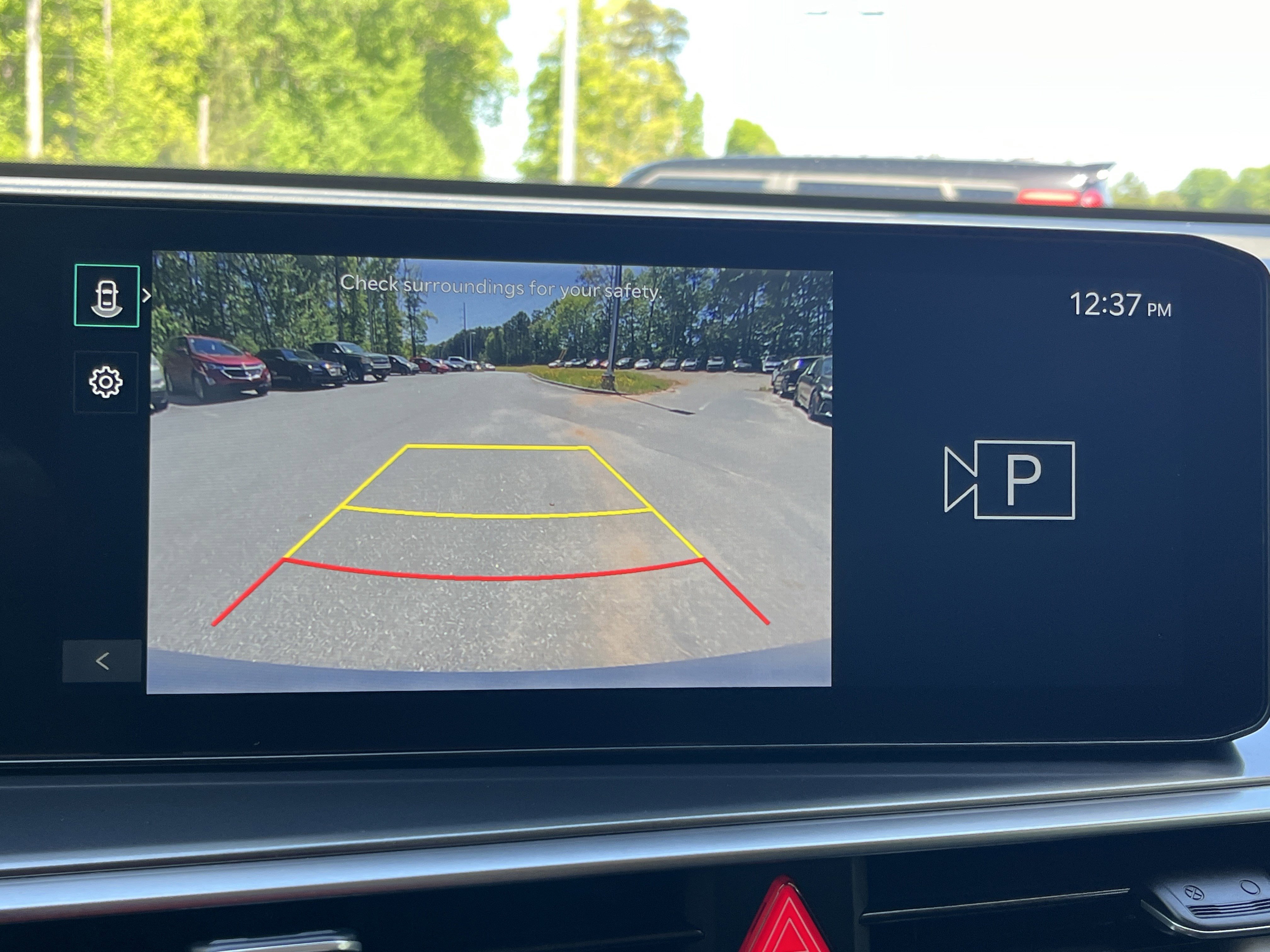 Certified 2025 Kia Sorento LX image 6