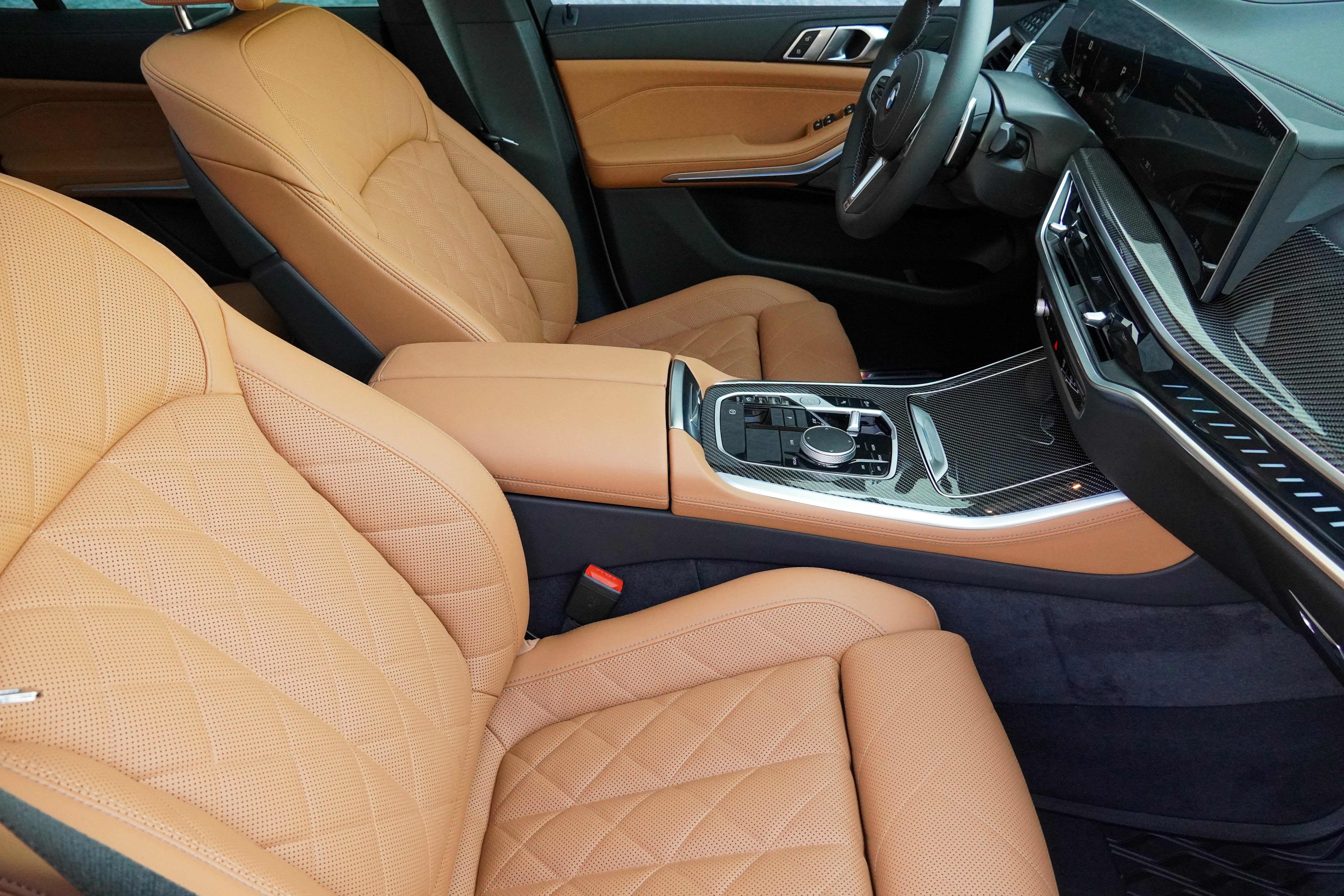 Certified 2026 BMW X5 M60i w/ Parking Assistance Package AWD/4WD image 12