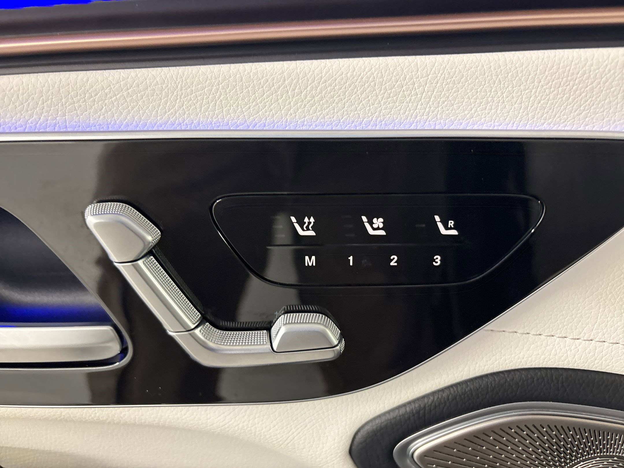 Certified 2024 Mercedes-Benz EQS AMG 4MATIC image 23