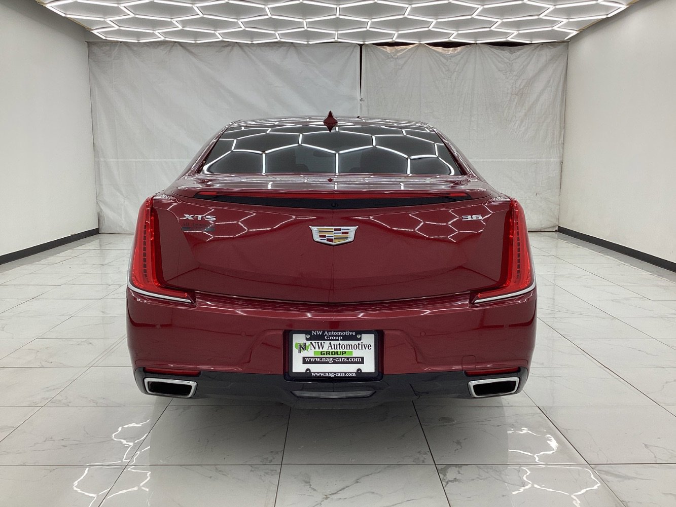 Used 2019 Cadillac XTS Luxury image 10