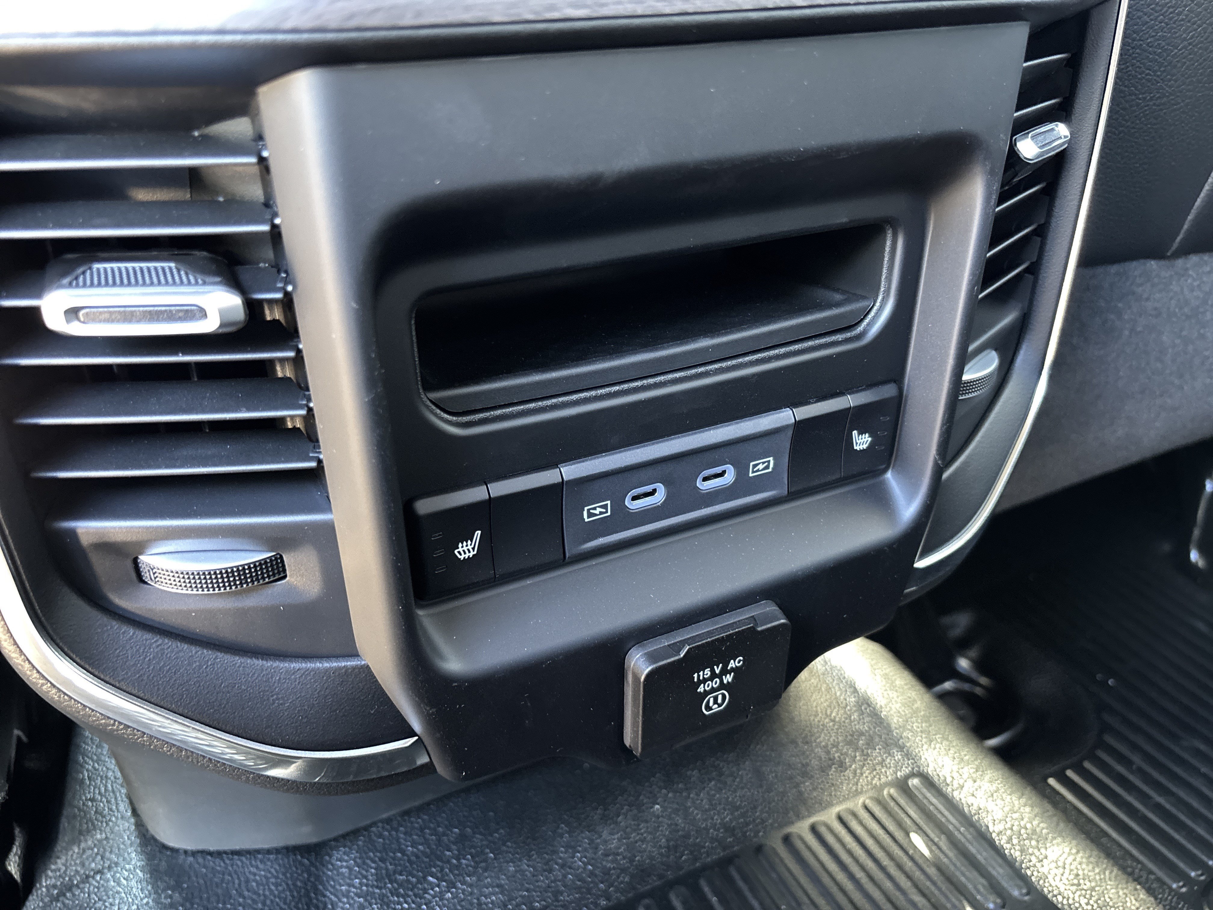 New 2027 RAM 5500 4x4 Crew Cab w/ Laramie Trim Package image 15