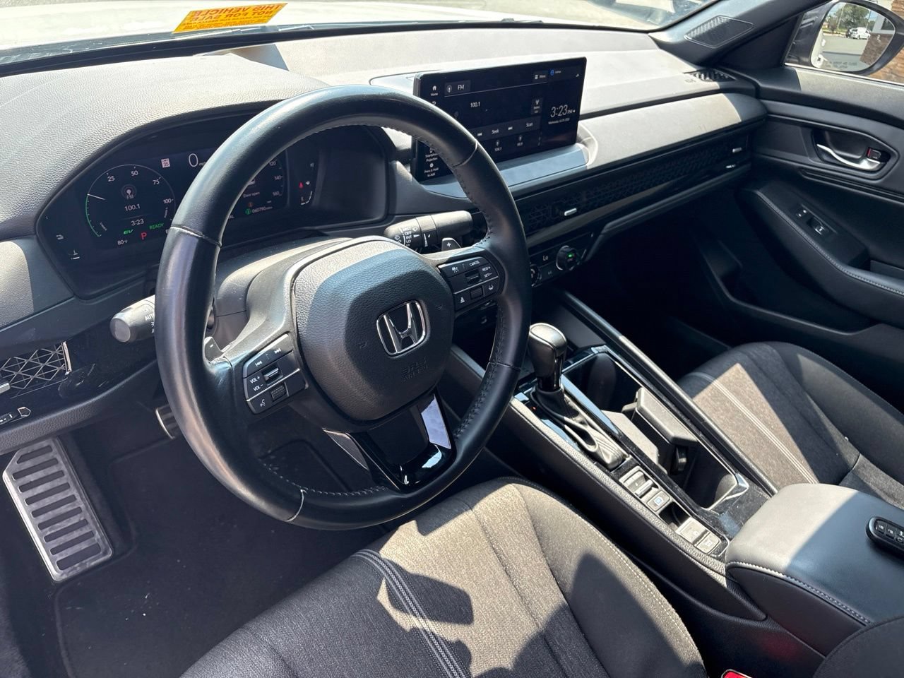 Used 2023 Honda Accord Sport image 3