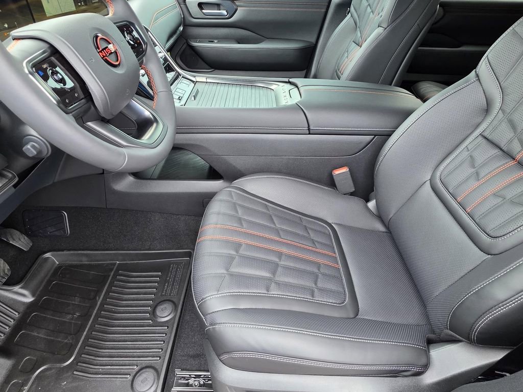 New 2026 Nissan Armada PRO-4X AWD/4WD image 7