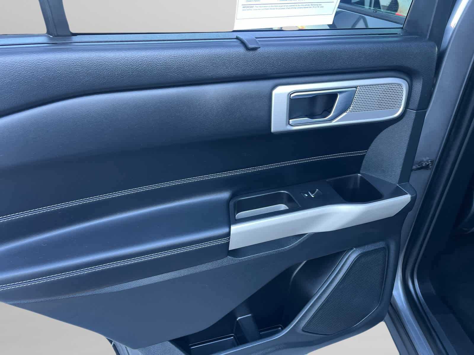 Used 2021 Ford Explorer Limited w/ Equipment Group 301A image 31