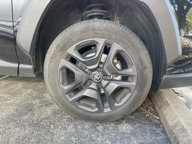 Used 2024 Toyota RAV4 Adventure AWD/4WD image 7