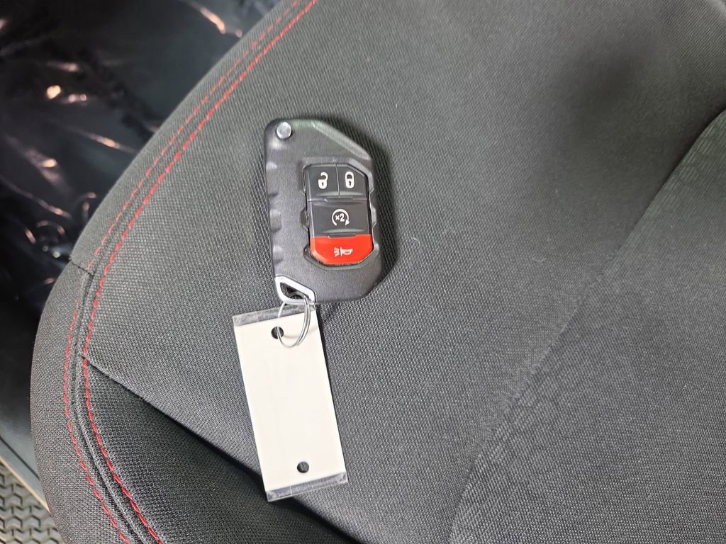 Used 2019 Jeep Wrangler Unlimited Rubicon AWD/4WD image 33
