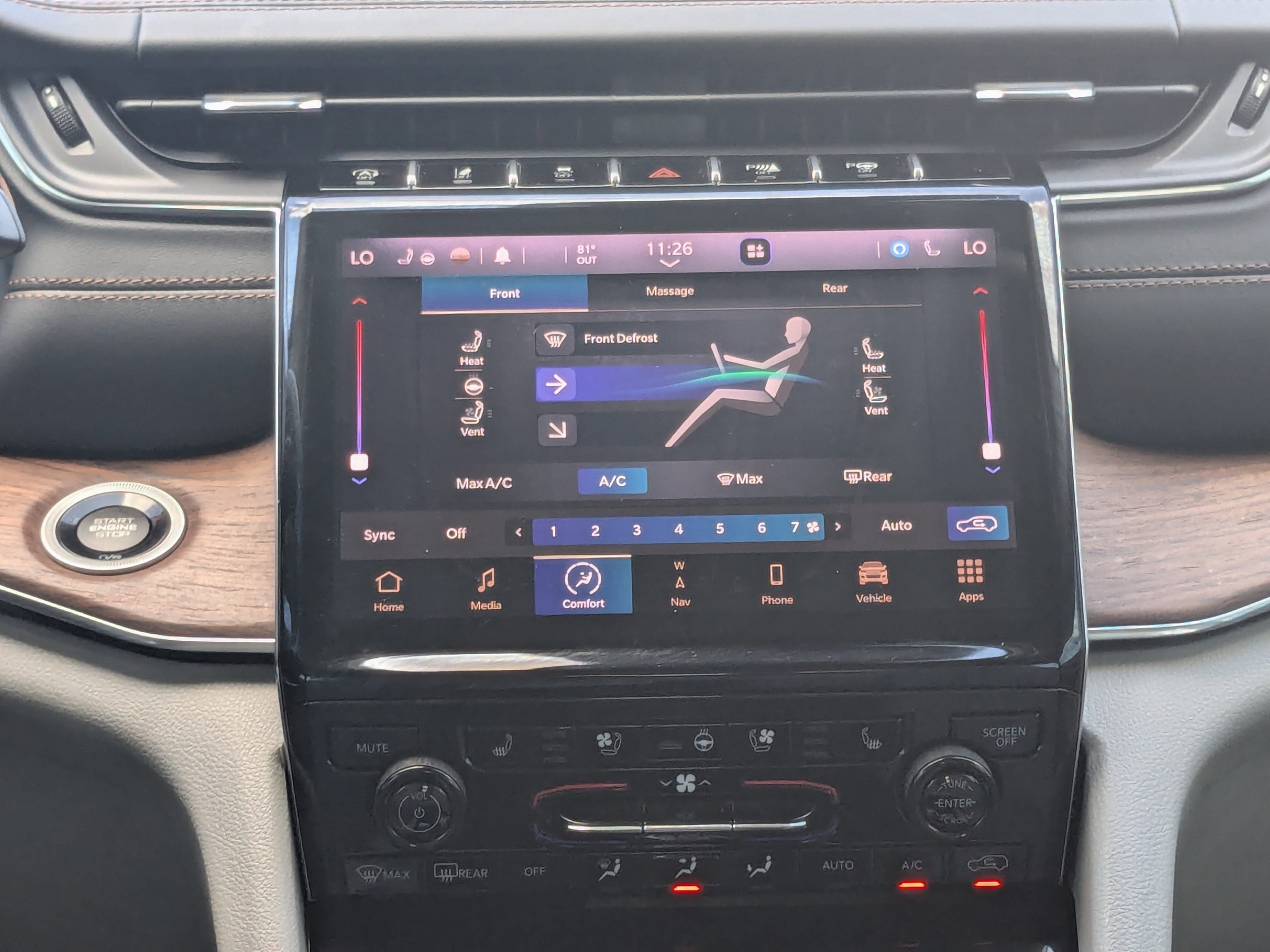 Used 2023 Jeep Grand Cherokee L Summit w/ Luxury Tech Group V AWD/4WD image 24