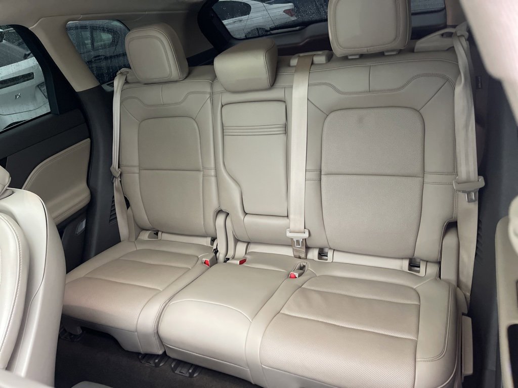 Used 2021 Lincoln Corsair Reserve w/ Equipment Group 201A image 24