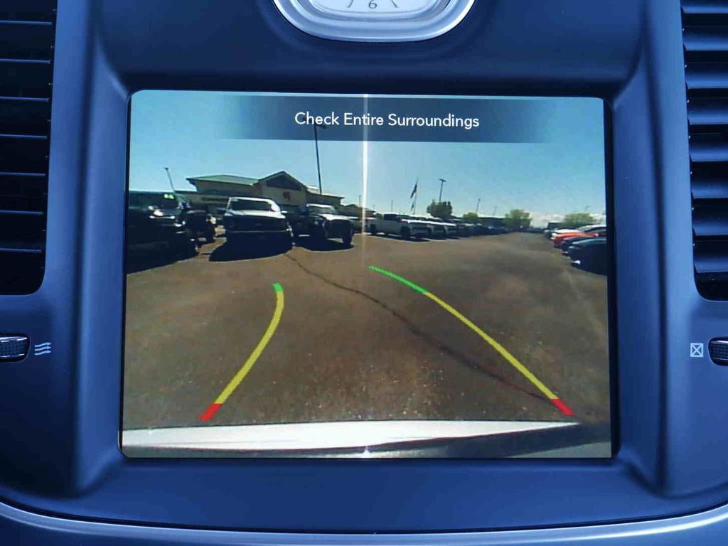Certified 2022 Chrysler 300 Touring w/ Sport Appearance Package AWD/4WD image 30