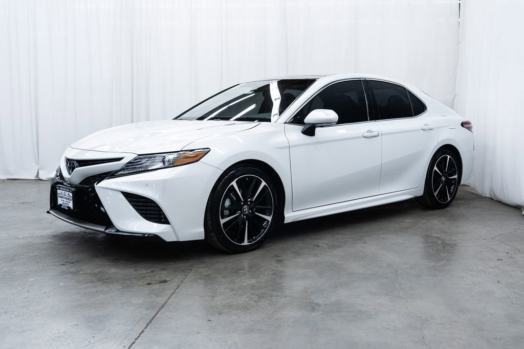 Used 2018 Toyota Camry XSE w/ Driver Assist Package image 3