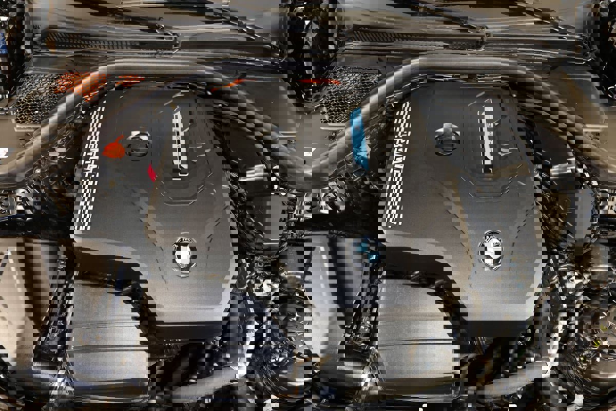 Used 2023 BMW 330e w/ M Sport Package image 36