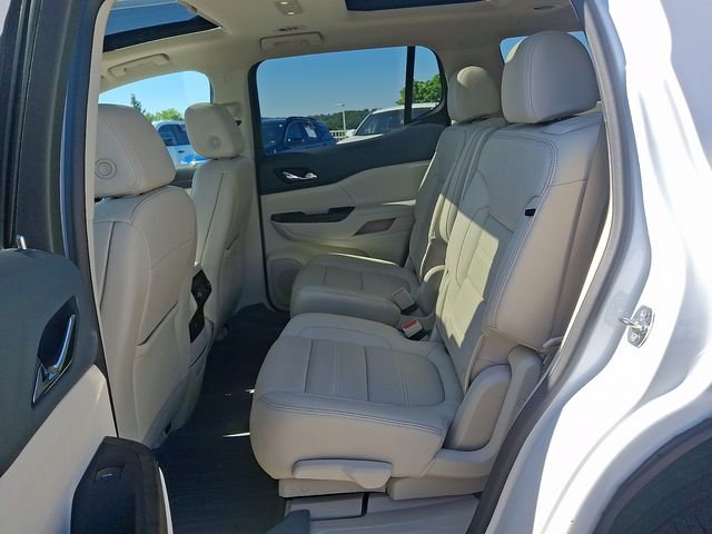 Used 2023 GMC Acadia Denali w/ Denali Ultimate Package AWD/4WD image 11