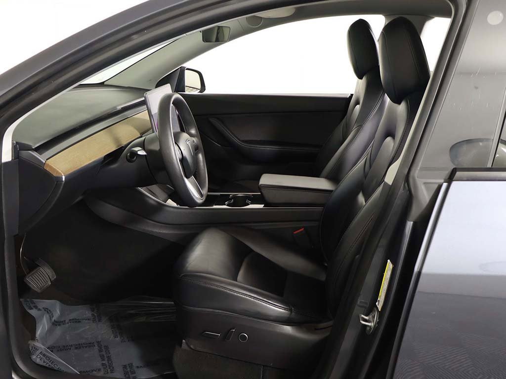 Used 2021 Tesla Model Y 2WD image 26