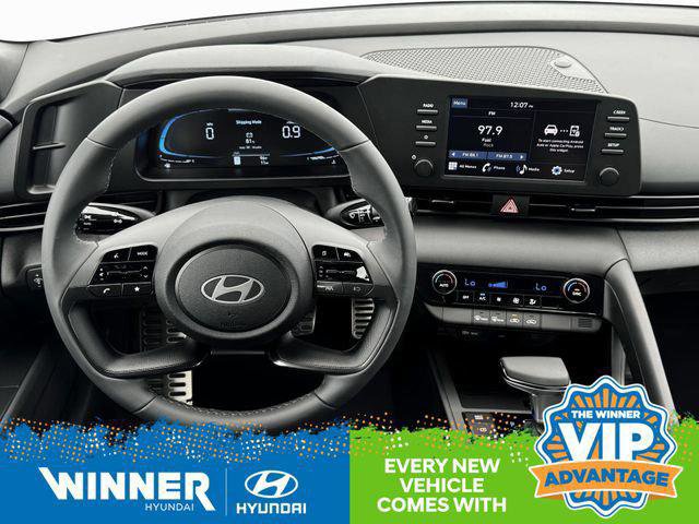 New 2025 Hyundai Elantra Sport image 17