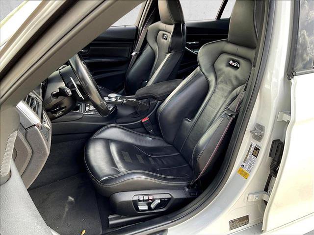 Used 2017 BMW M3 RWD image 23