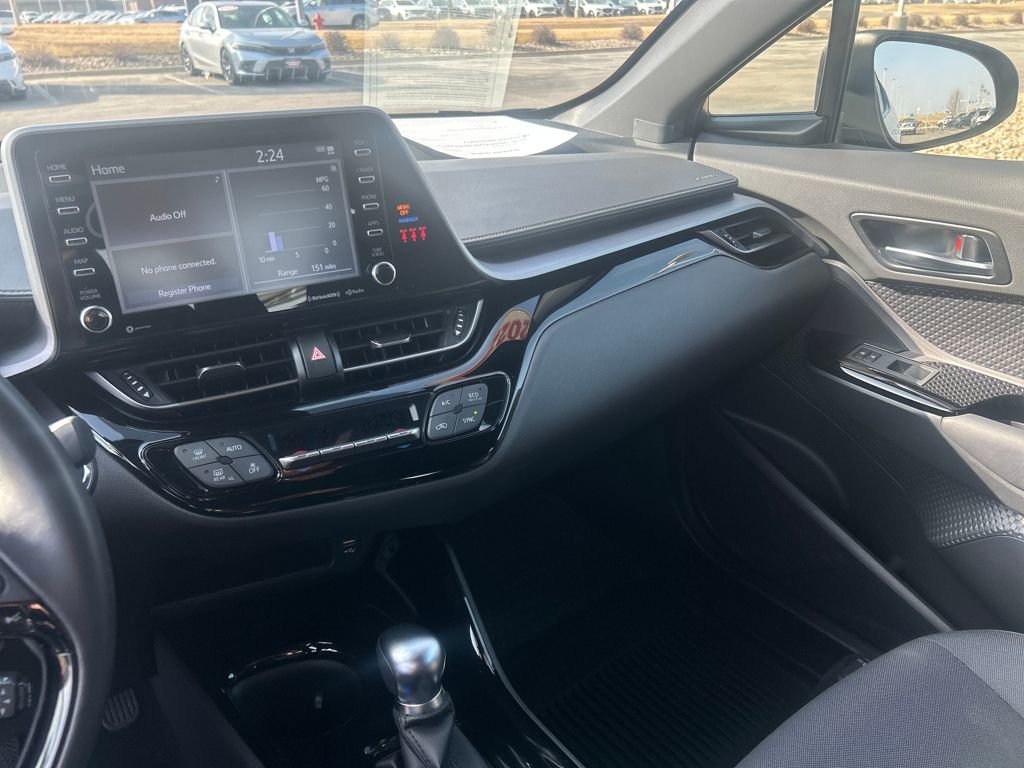 Certified 2022 Toyota C-HR Nightshade image 18