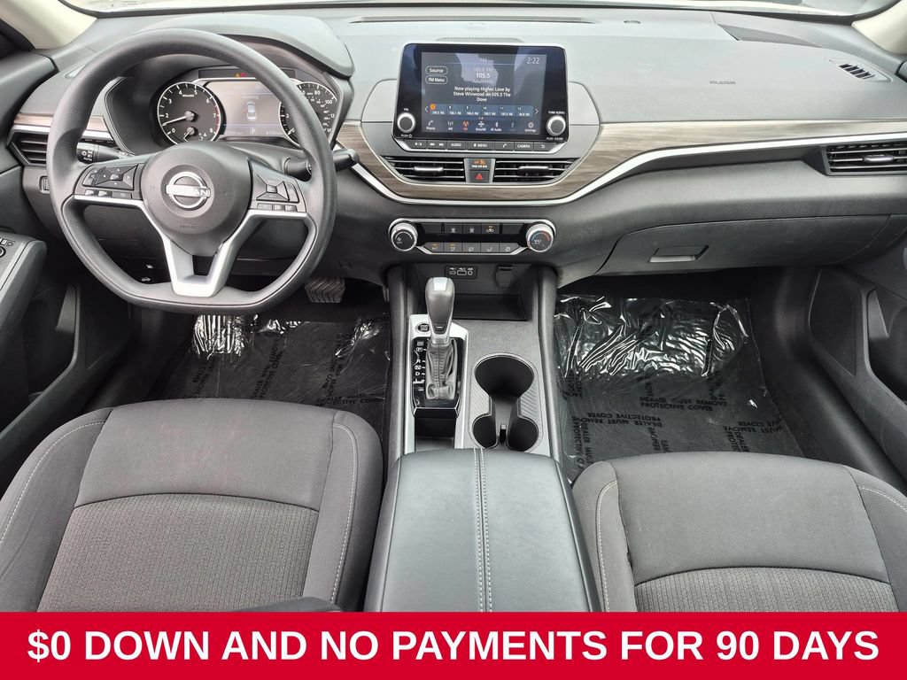 Used 2025 Nissan Altima 2.5 SV FWD image 24