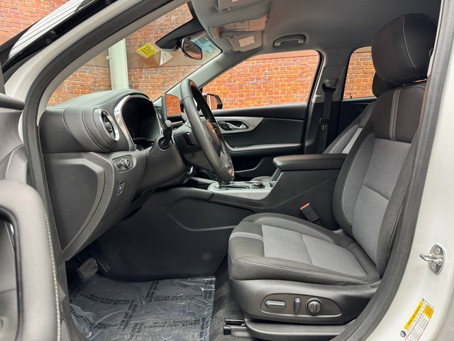 Used 2023 Chevrolet Blazer LT image 22
