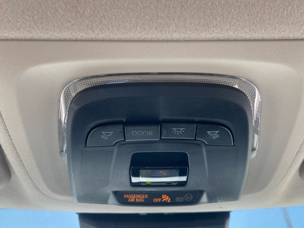 Used 2024 Toyota Corolla LE image 21