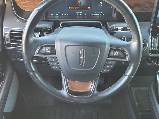 Certified 2022 Lincoln Navigator L Black Label image 16