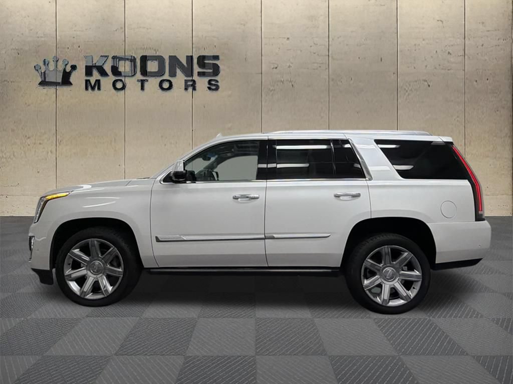 Used 2018 Cadillac Escalade Premium Luxury AWD/4WD image 4