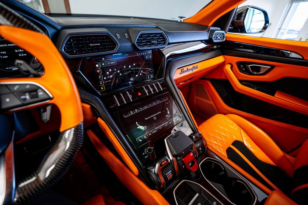 Used 2022 Lamborghini Urus image 60