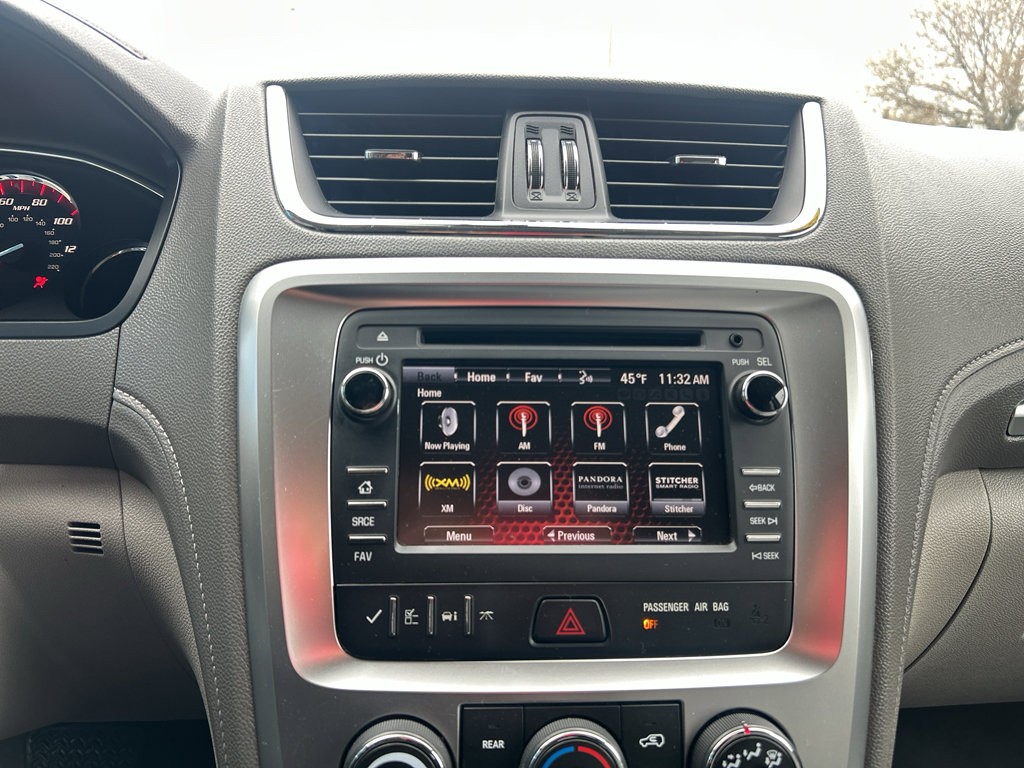 Used 2015 GMC Acadia SLE image 16