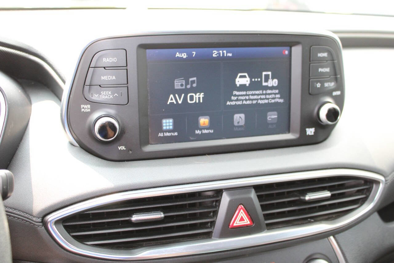 Used 2020 Hyundai Santa Fe SEL image 15